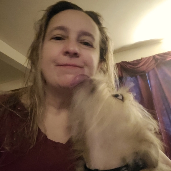 Meet your Posher, Coreen - Picture 2 of 3